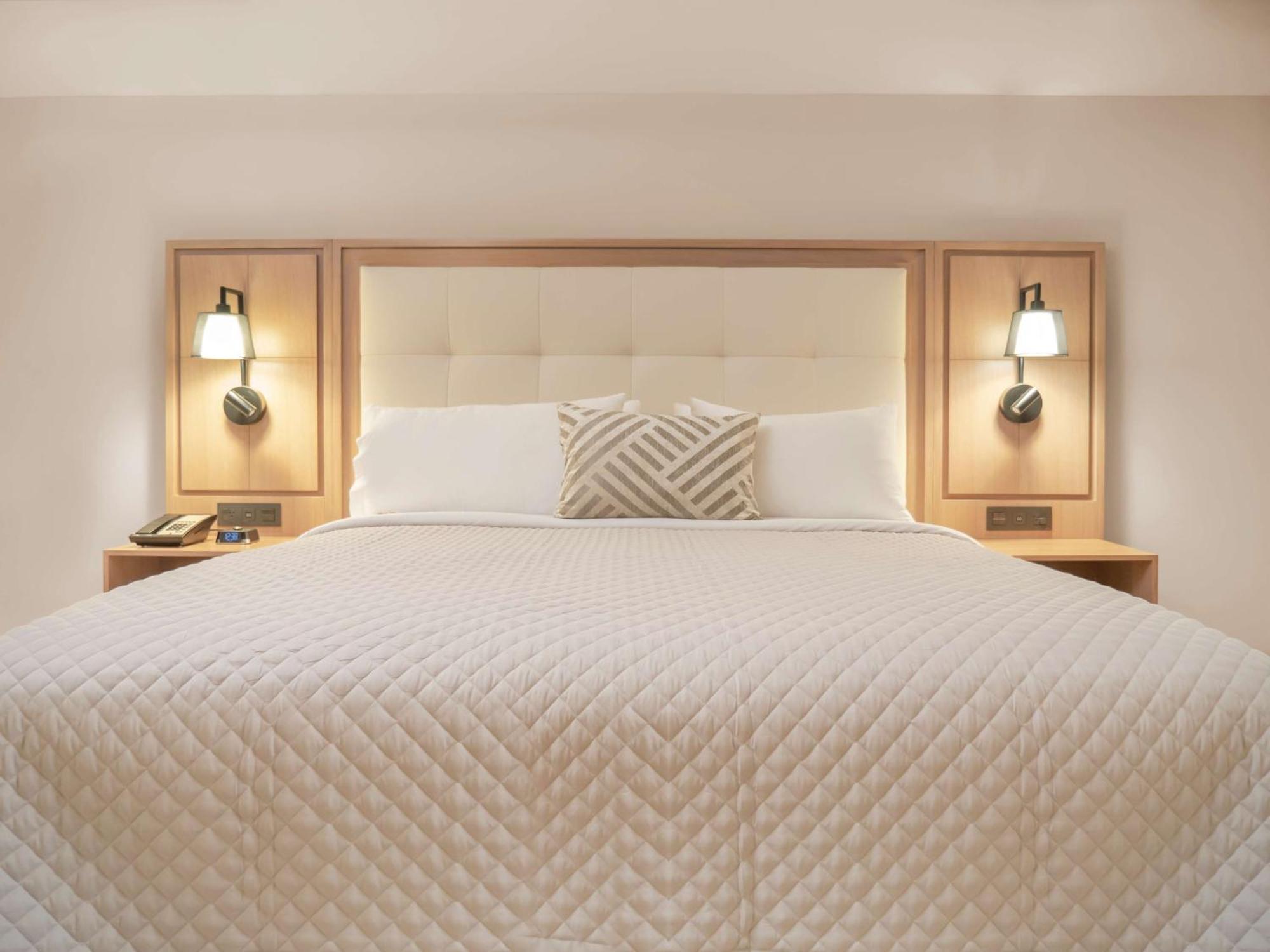 מלון San Pedro Garza Garcia Ms Milenium Monterrey Curio Collection By Hilton מראה חיצוני תמונה